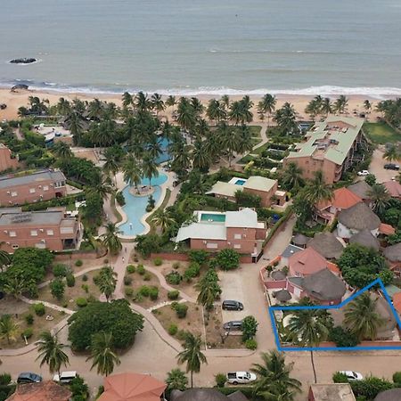 Villa Bord De Mer Avec Piscine Sali Tapé Exteriör bild