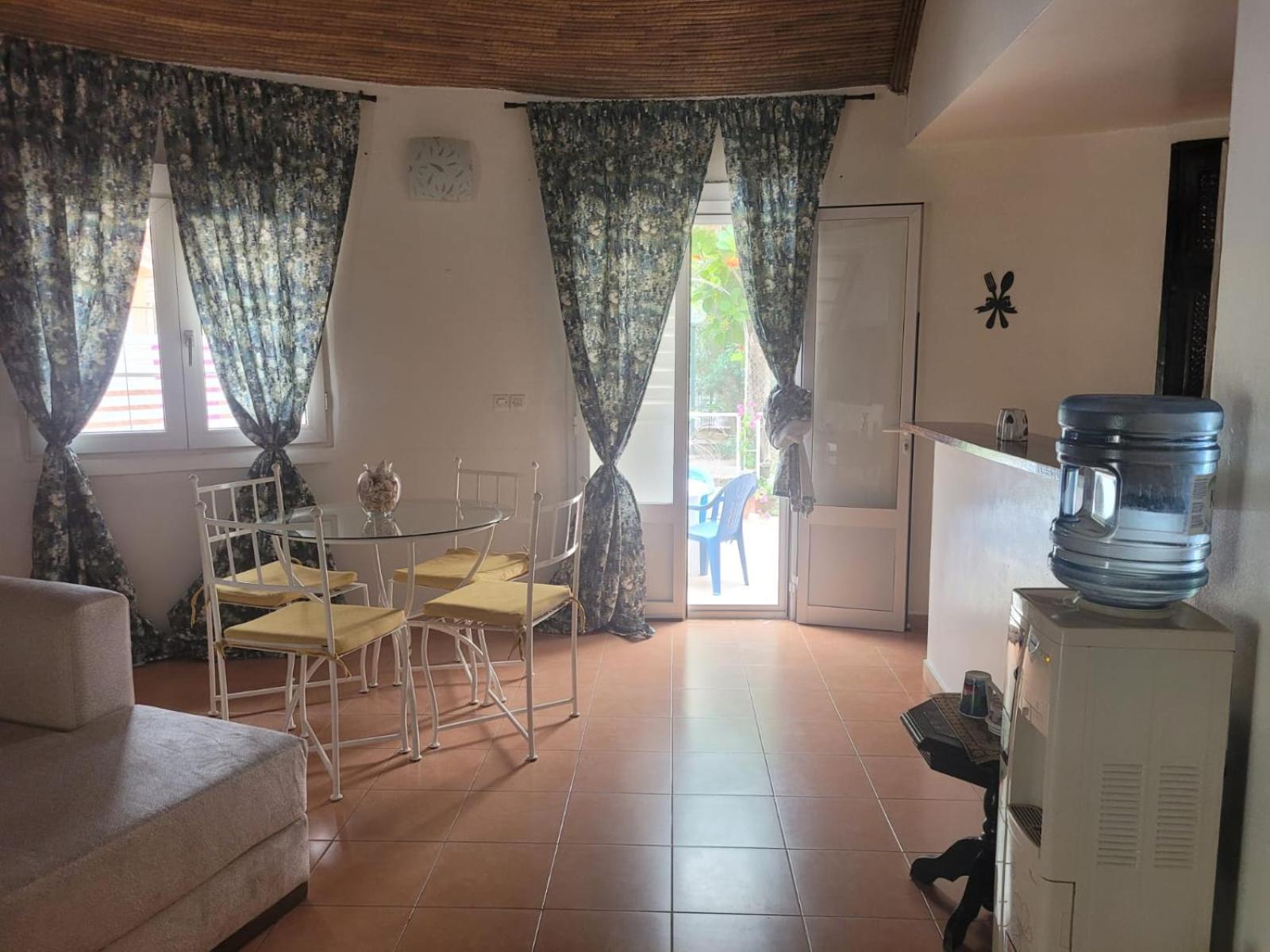 Villa Bord De Mer Avec Piscine Sali Tapé Exteriör bild