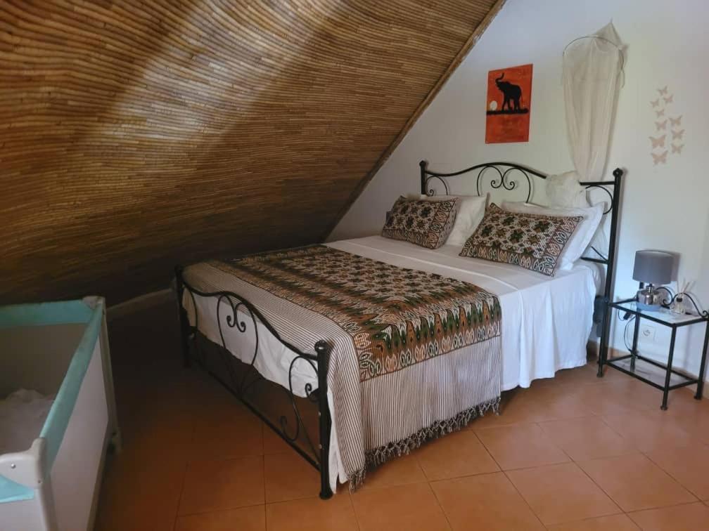 Villa Bord De Mer Avec Piscine Sali Tapé Exteriör bild